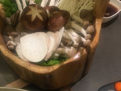 -捞王锅物料理(上海世茂广场店)