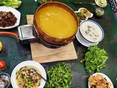 -三锅莊·牦牛肉火锅·香格里拉特色藏餐宴请餐厅(菱角塘路店)