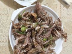 郭哥海鲜烧烤特色加工-桐盛祥小船海鲜本地菜(栈桥店)