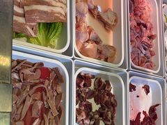 -尚品海鲜肥牛自助火锅(湖明店)