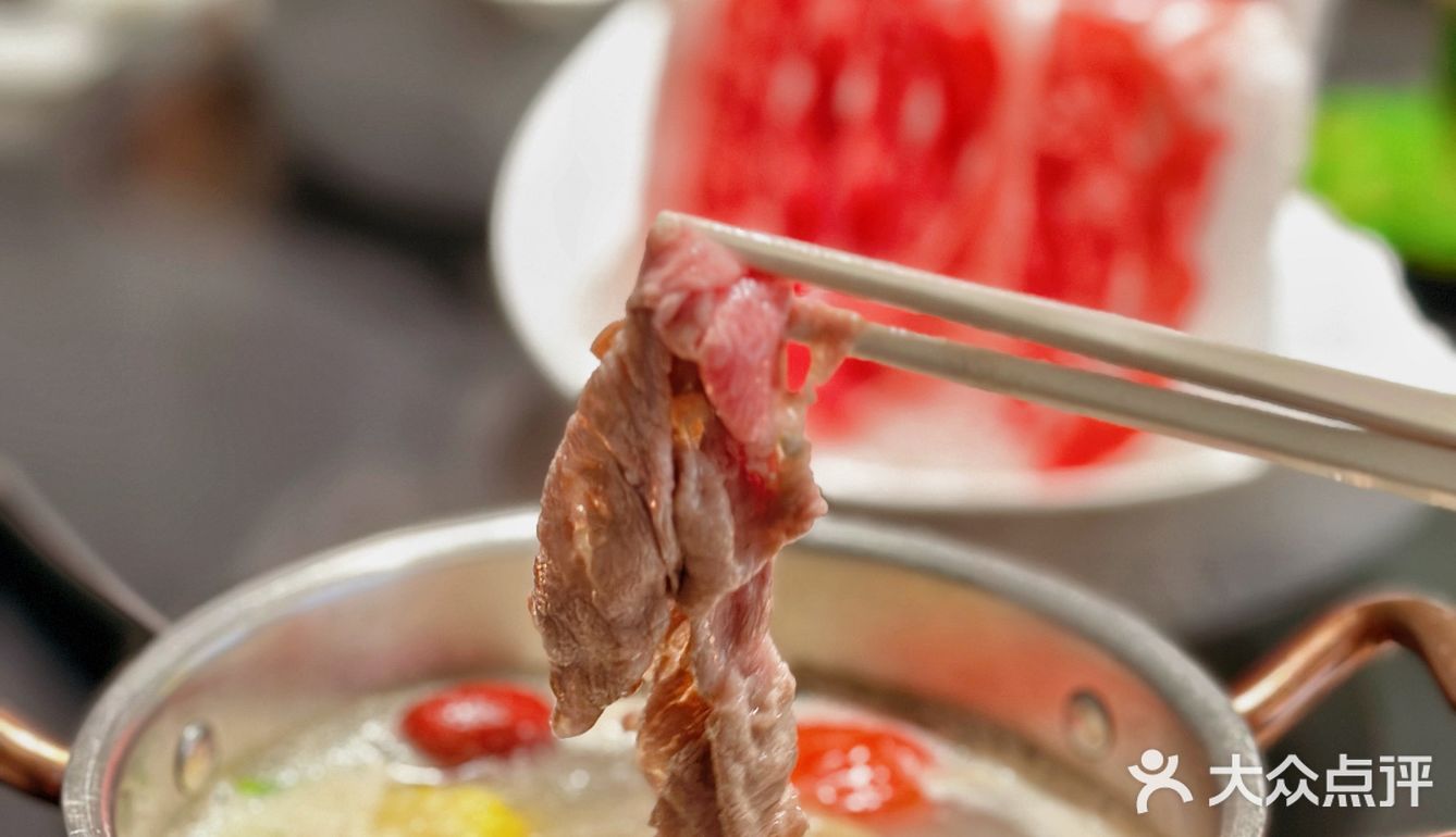 冬天滋补当然要来吃滩羊肉啦！