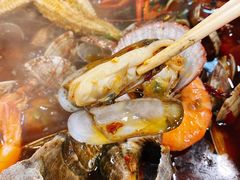 -老东镇啤酒屋海鲜加工·蒸汽海鲜·海鲜烧烤(台东店)