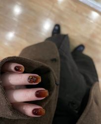 -桃色美甲沙龙