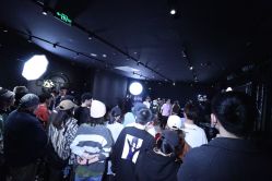 -CASTER跳舞俱乐部