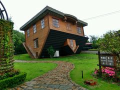 -金山农民画村-枫泾波兰倒置屋