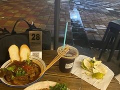 -CowCow其其·牛杂咖啡公司(六运店)