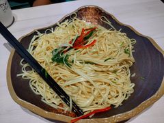 -匠心牛公馆·潮汕牛肉海鲜火锅(索菲特店)