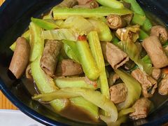 苦肠咸菜焖苦瓜-汕尾小吃铜盘推(埔尾篮球场店)