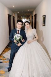 -莫小姐婚纱