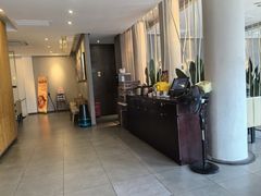 -莲餐厅·湖北菜·潜江小龙虾店(愚园路店)