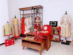 -禕·愫白婚纱商店