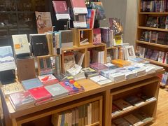 -百新书局(尚悦湾店)