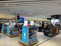 -英迪拉·甘地国际机场