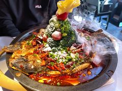 -鸣记脆皮烤鱼·海鲜烤鱼(三八广场店)