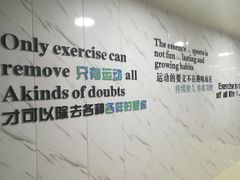 -雷雷游泳俱乐部