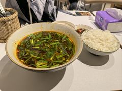 -粉八·云南米线·建水烧烤(常熟路店)