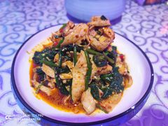 -巴特餐饮6加1音乐餐吧·新疆菜