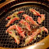来，大口吃肉啦[调皮]