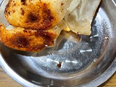 -黄阿姨锅贴大王(万航渡路店)