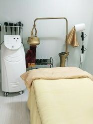 -茜茜美妍堂·华熙生物·甜朵体验中心