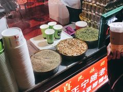 -清真老马家国华牛奶鸡蛋醪糟(正宁路店)