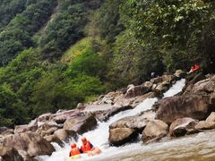 -雅鲁激流探险漂流