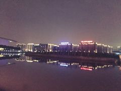 -汉庭(上海虹桥机场新店)