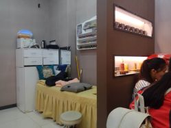 -美斯洛美甲美睫连锁店