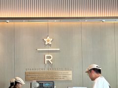-星巴克臻选(深圳龙华红山天虹店)