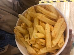 -中影佰纳国际影城DMAX(花都广百广场店)