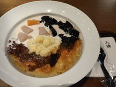 -RUXU入续糖水铺与包(卓悦中心店)