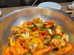 -七欣天香辣蟹火锅(上海银亿滨江店)