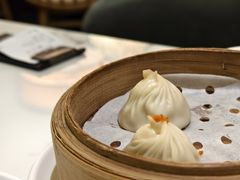蟹粉小笼包-翡翠拉面小笼包(岭南新天地店)
