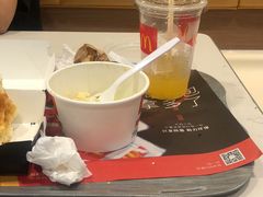 -麦当劳(轻轨曹杨路店)