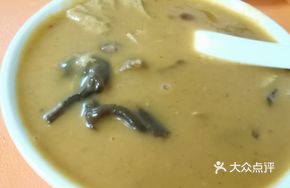 Fang Zhongshan Spicy Soup with Beef and Wood Ear Mushroom (Northeast Style)