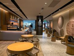 大堂-星巴克臻选(济南恒隆店)