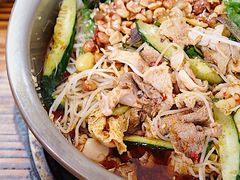 -周良天山牛杂城(天山路总店)