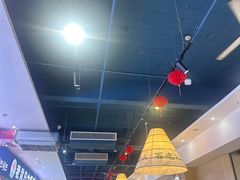 -五四MALL美食广场