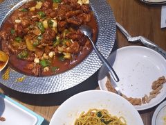 -俭寨大盘鸡·手抓肉·烧烤新疆菜(乌苏路店)