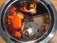 -捞三国黑牛火锅