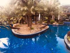 -海悦山庄酒店-花园泳池