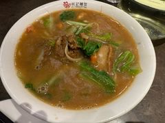 虾爆排骨面-何记面馆(龙泉山店)