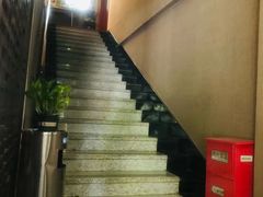 -莱蔻·圣灸堂·推拿艾灸(天山店)