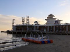 -北戴河碧螺塔海上酒吧公园