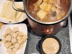 -卞二小串·鹤岗烧烤·坑烤(永定路店)