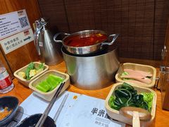 -独食火锅·半米屋台(直营总店)