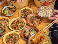 -拈签一笑黄牛肉辣卤串串