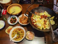 -富正毅三下锅·湘西韵味(天门山索道店)