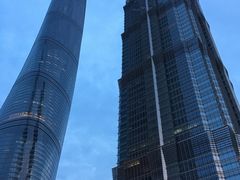 -陆家嘴空中步行连廊