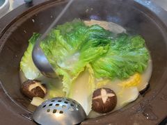 -鲜念蒸汽石锅鱼(红山6979店)
